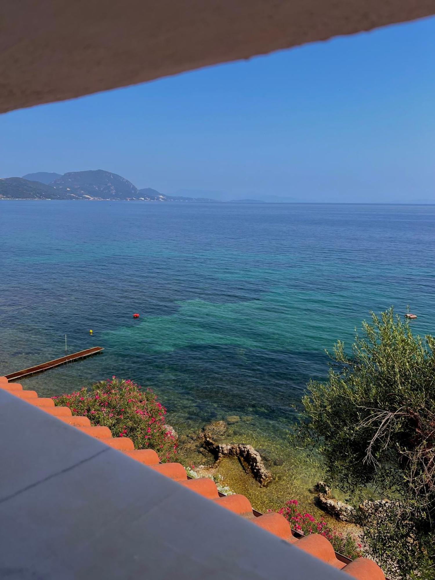 Kohyli Beachfront House Agia Pelagia Chlomou Eksteriør bilde
