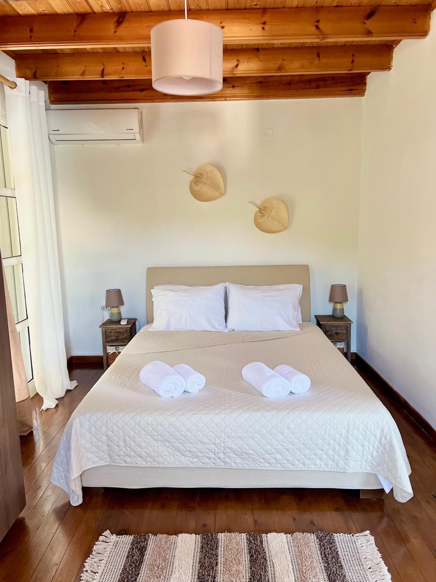 Kohyli Beachfront House Agia Pelagia Chlomou Eksteriør bilde