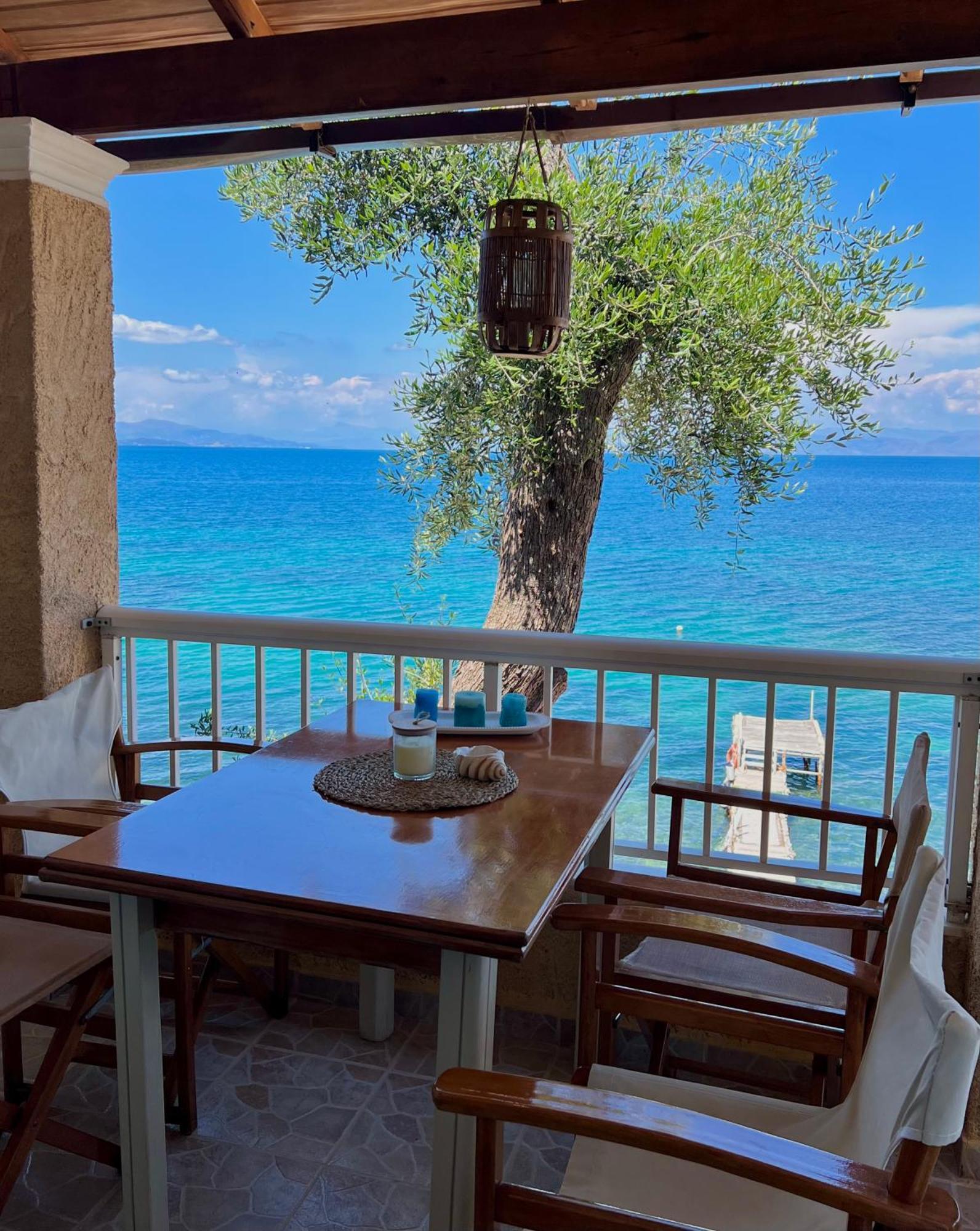 Kohyli Beachfront House Agia Pelagia Chlomou Eksteriør bilde