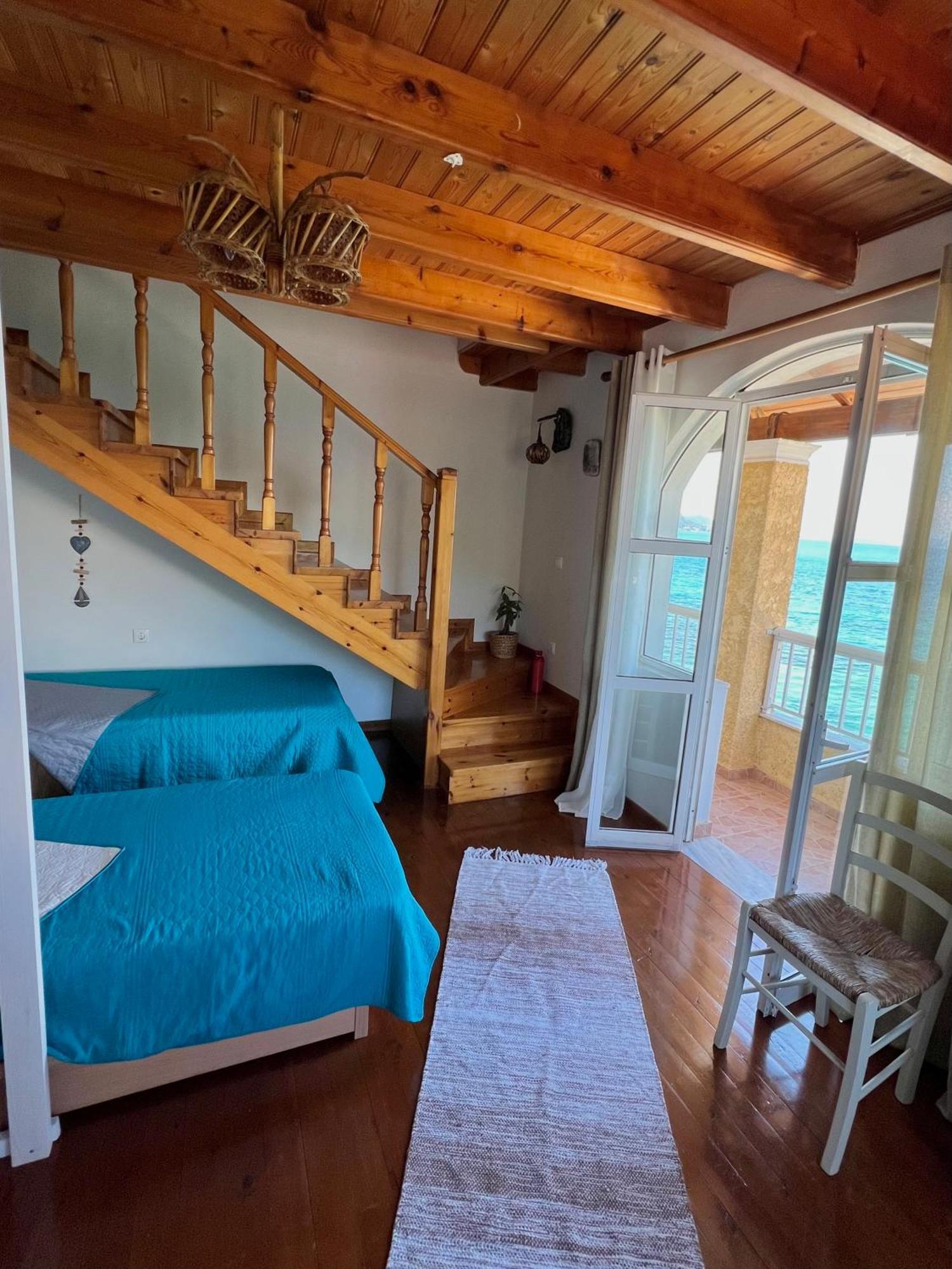 Kohyli Beachfront House Agia Pelagia Chlomou Eksteriør bilde