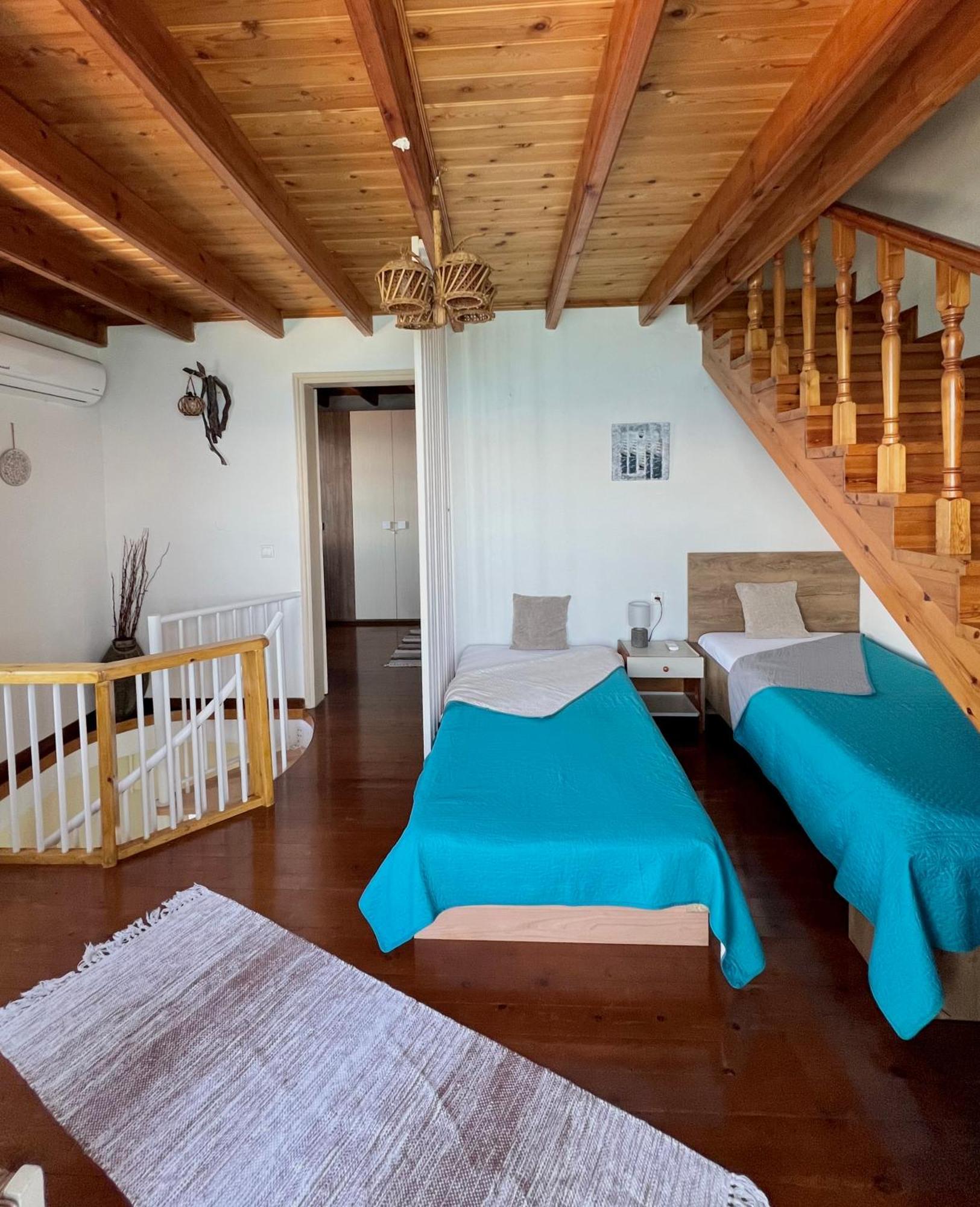 Kohyli Beachfront House Agia Pelagia Chlomou Eksteriør bilde