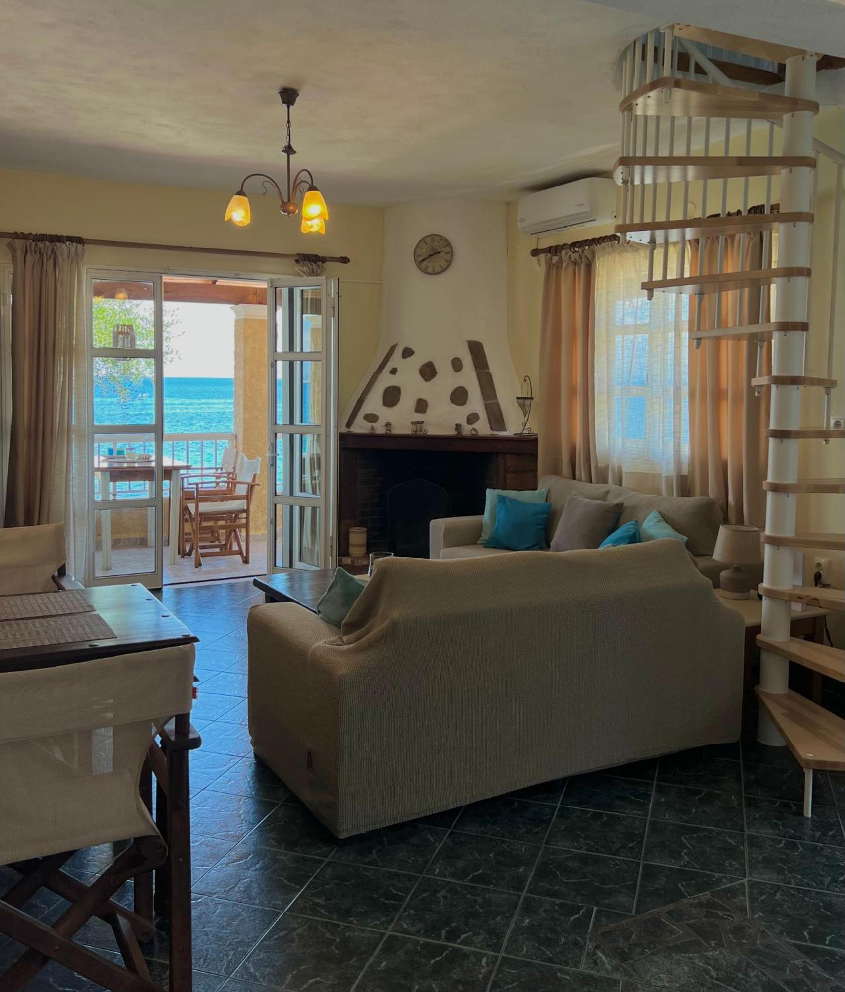 Kohyli Beachfront House Agia Pelagia Chlomou Eksteriør bilde